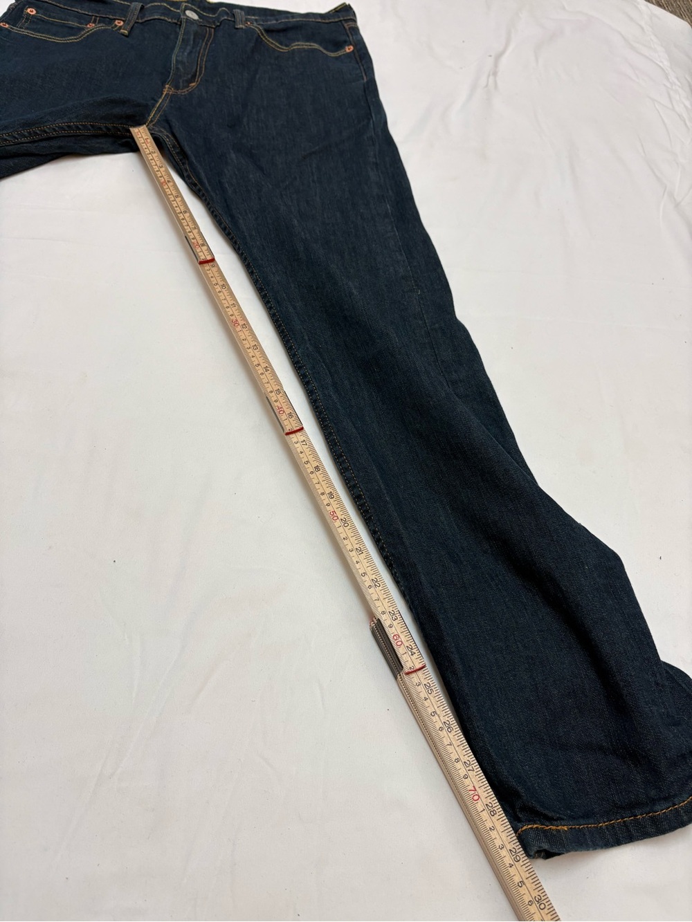 Levi’s 508 Regular Taper Jeans Dark Wash Blue Denim 33WX32L - Picture 8 of 12